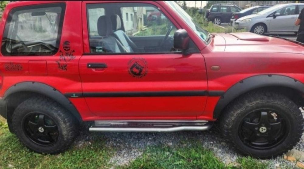 Mitsubishi pajero pinin 3 uși