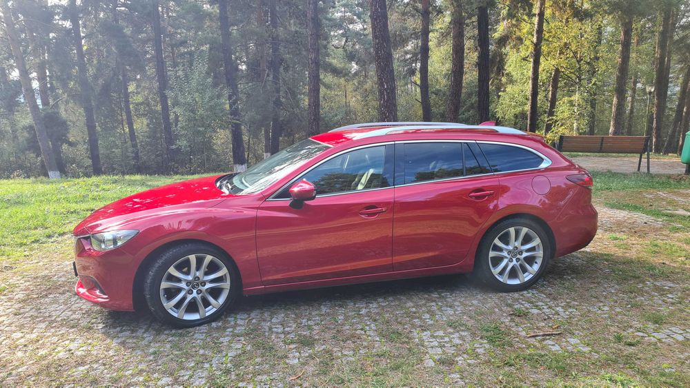 Vând MAZDA 6  2.2D SkyActiv Exclusive Line BOSE XENON KEYLESS NAVI