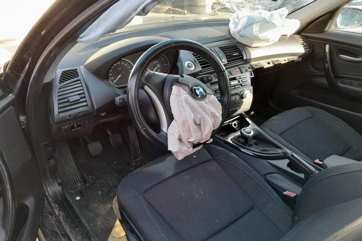 Dezmembrez BMW Seria 1 E81/E82/E87/E88
