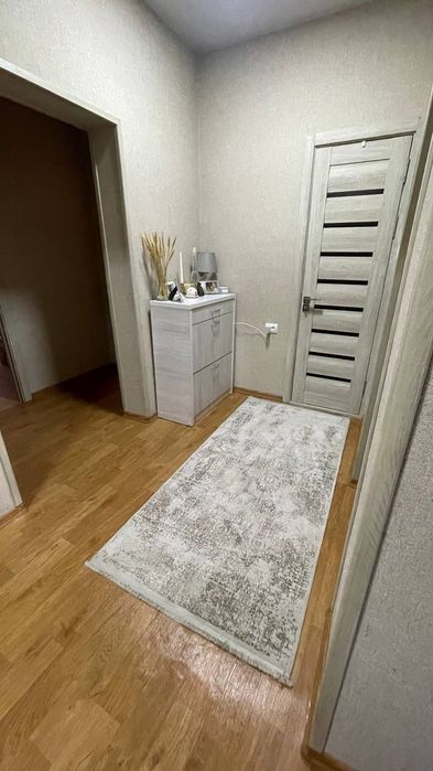 Чиланзар 19. Продается квартира Срочно 3 комнаты