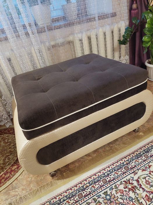 Диван мягкий уголок из 6 элементов + пуфик