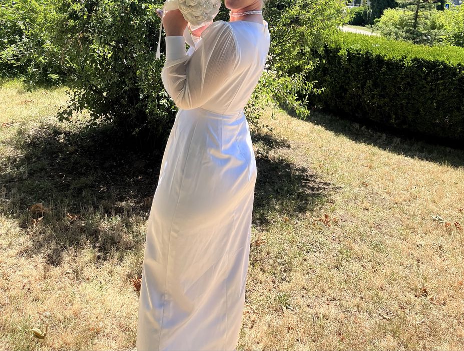 Rochie de Mireasa/Stare Civilă