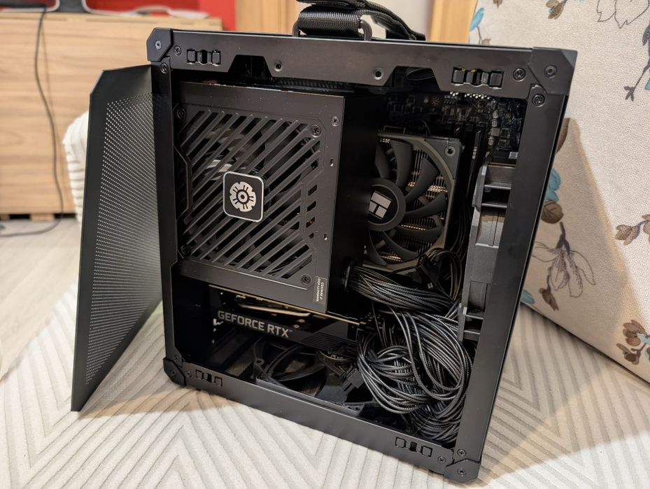 Gaming PC Compact, usor si portabil  – RTX 3070 / Ryzen 5 7600 / DDR5