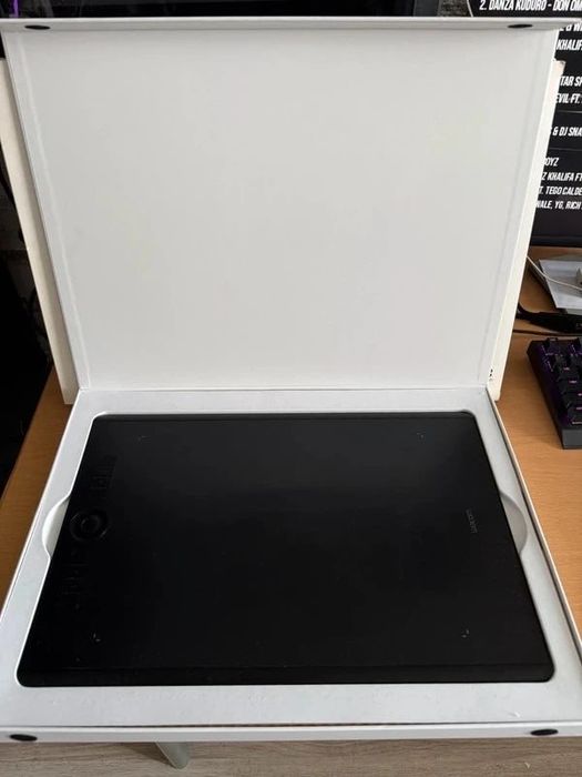 Tableta Grafica / Desen Wacom Intuous Pro L