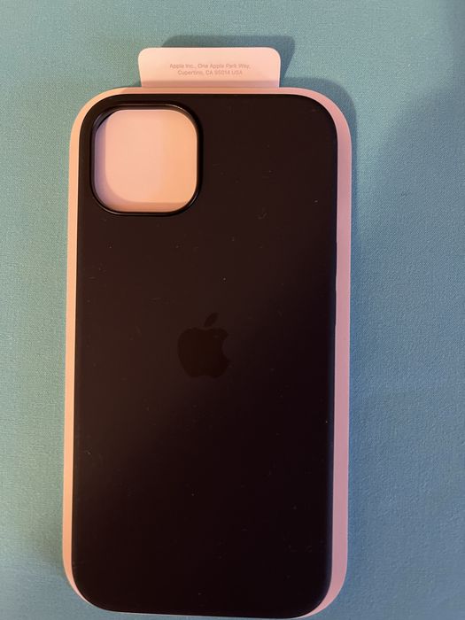 Чехол Apple оригинал новый на iphone 13