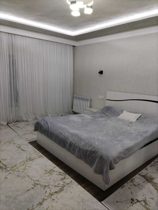 продажа своего дома .назарбек5.5сот7 ком.2 санузла.кухня..бассейн.