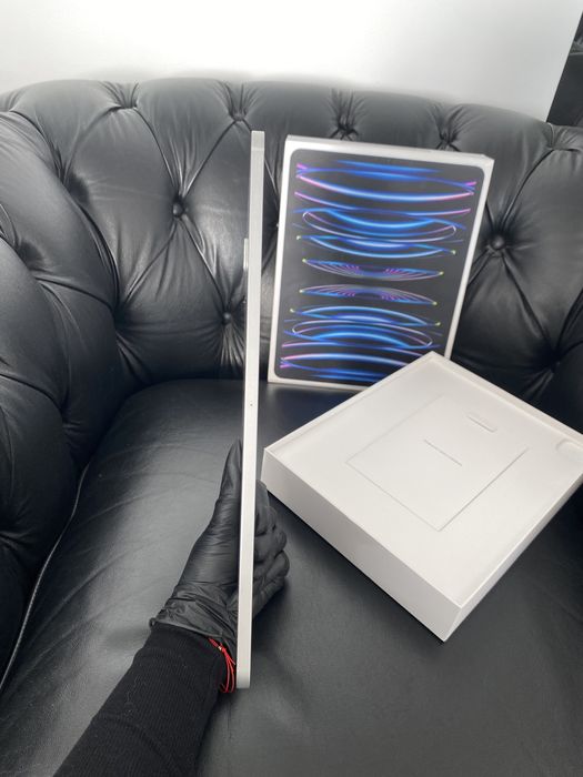 iPad Pro 12.9-Inch / 128 GB / Silver