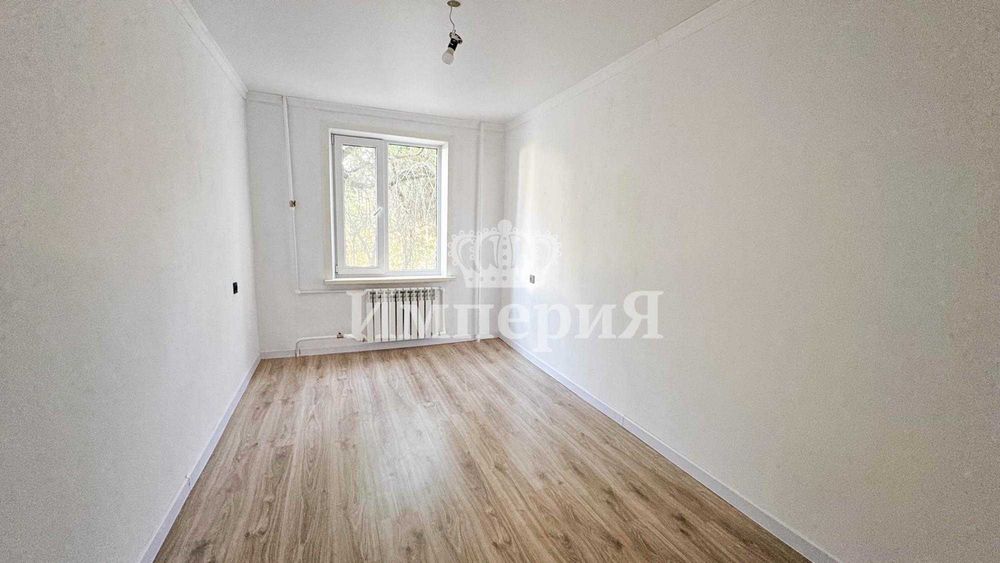 Продам 3 ком кв Алишер Империя