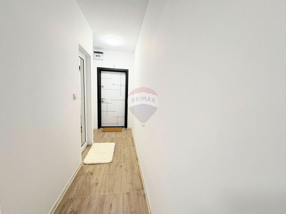 Продава се Едностаен апартамент в Варна, Младост 2 - 26 кв.м за 2881 €/кв.м - Снимка #7