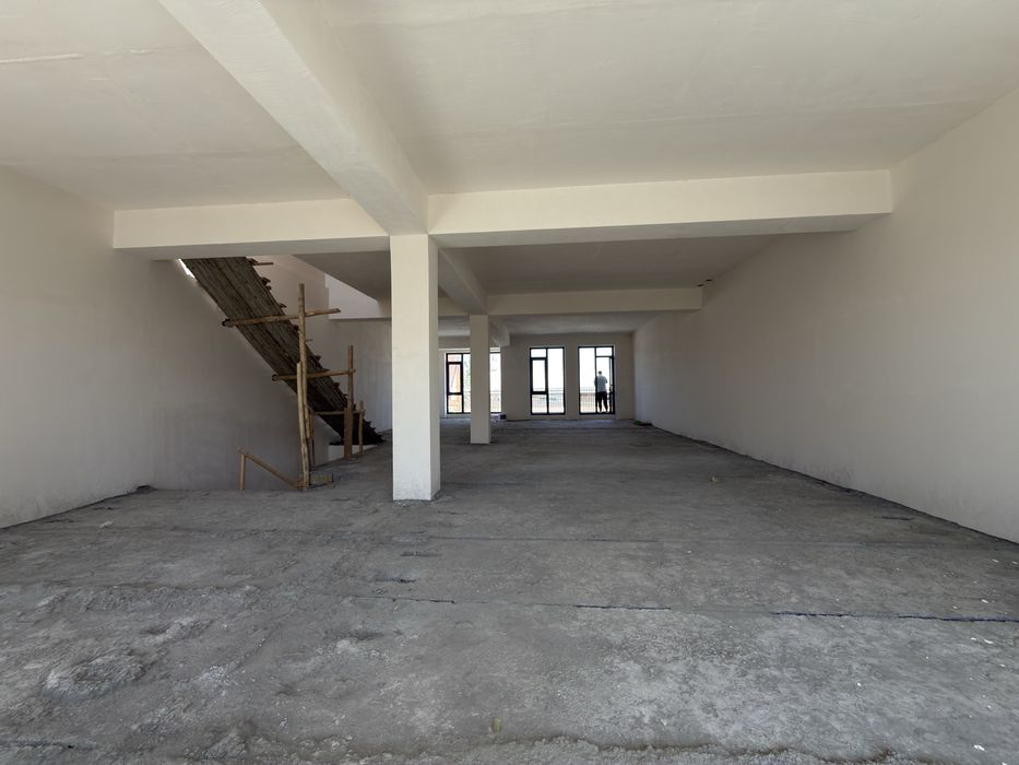 Продажа коттеджей на Циолковской 3,2 сотки 4 этажа бассейн летний двор