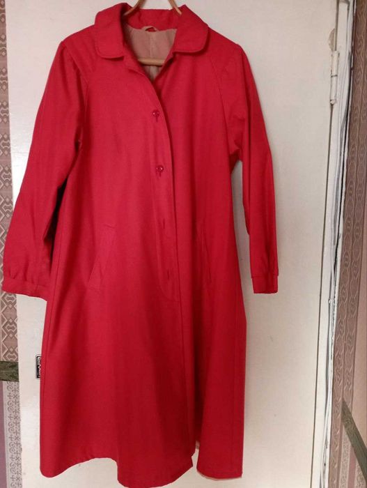 Плащ женский полиэстра.