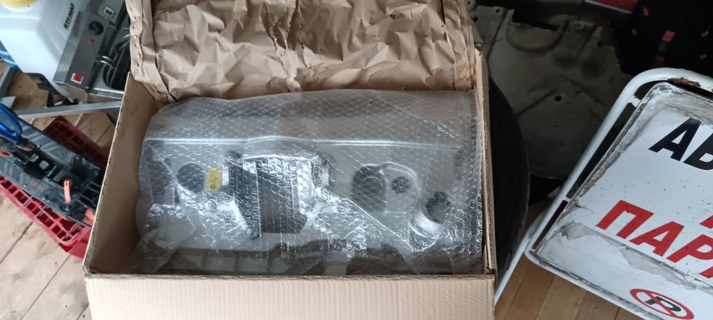 Алуминиев капак на клапаните BMW БМВ  3та 
N42B18/20