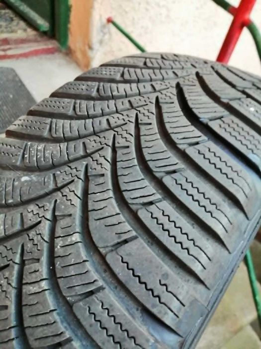 cauciucuri auto de iarna 15 inch