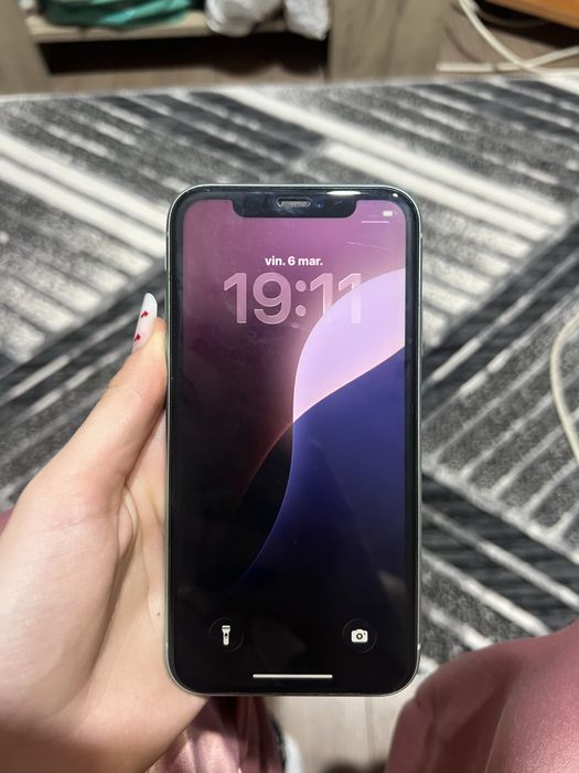 Iphone 11 verde