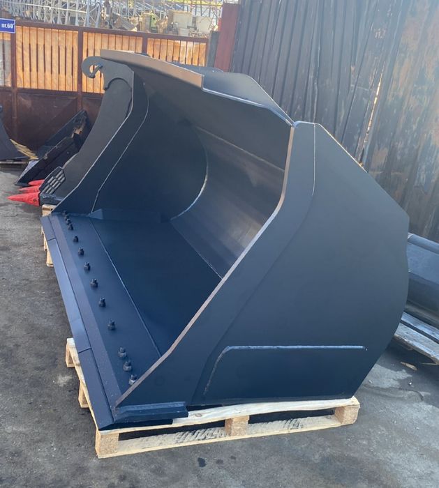 Cupa de cereale pentru manipulator telescopic