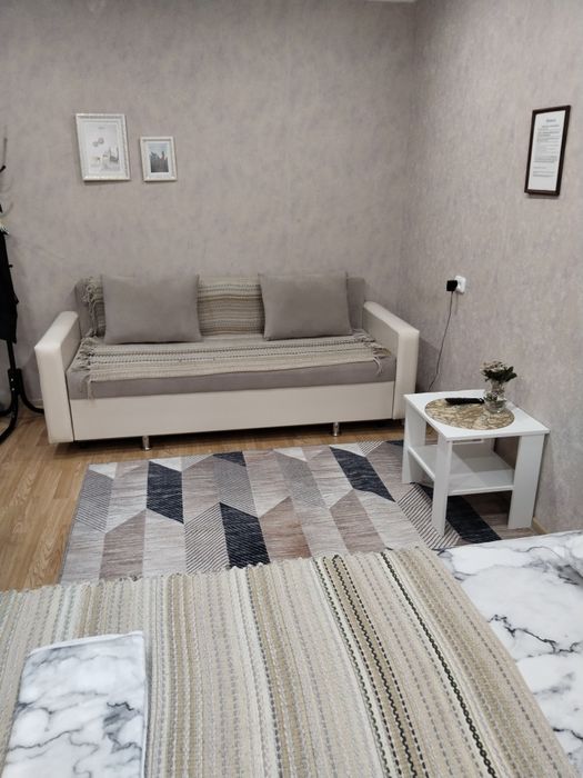 в центре ! час , день,ночь, сутки