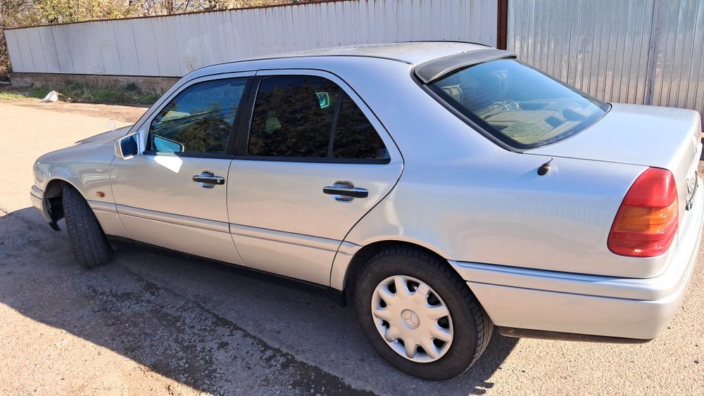 Мерседес в хорошем состоянии