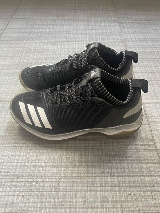 Маратонки Adodas N 40,5