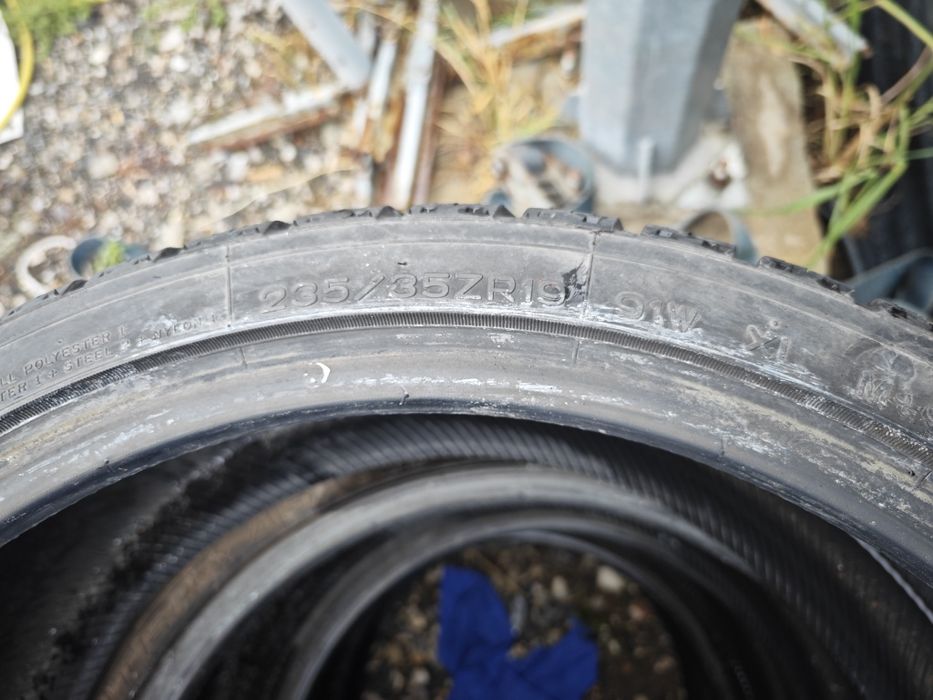 Зимни гуми в добро състояние