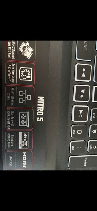 Laptop gaming Acer nitro 5 plus mouse loghitech pt gaming si o pereche de casti ps 5 Bluetooth