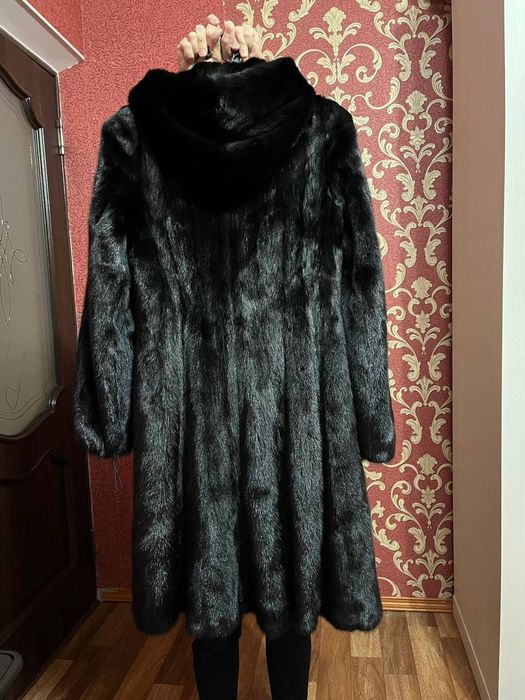 Продается норковая шуба