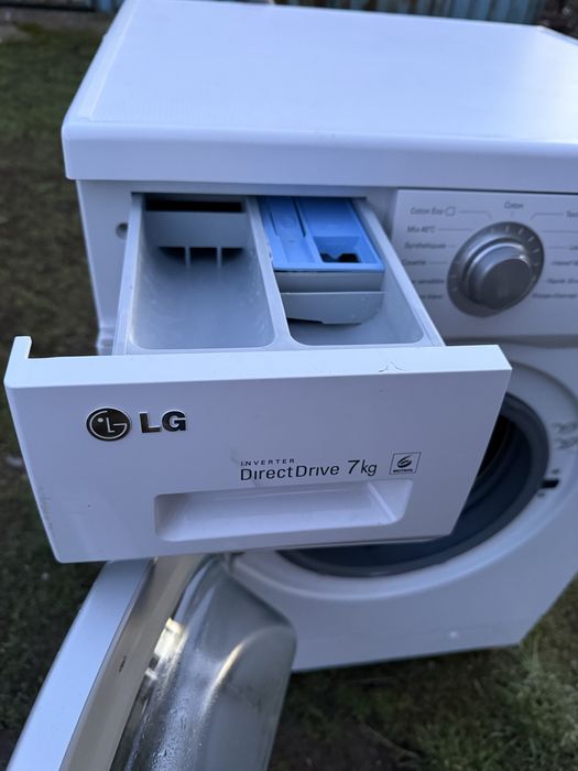 Vand Masina de spalat LG 7kg