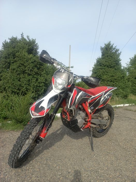 Продам Zuumav K7 CBS300