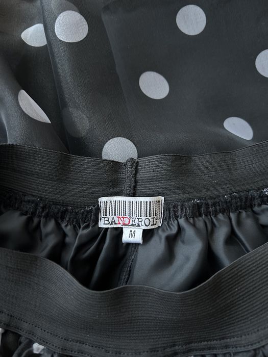 Пола елегантна пачка