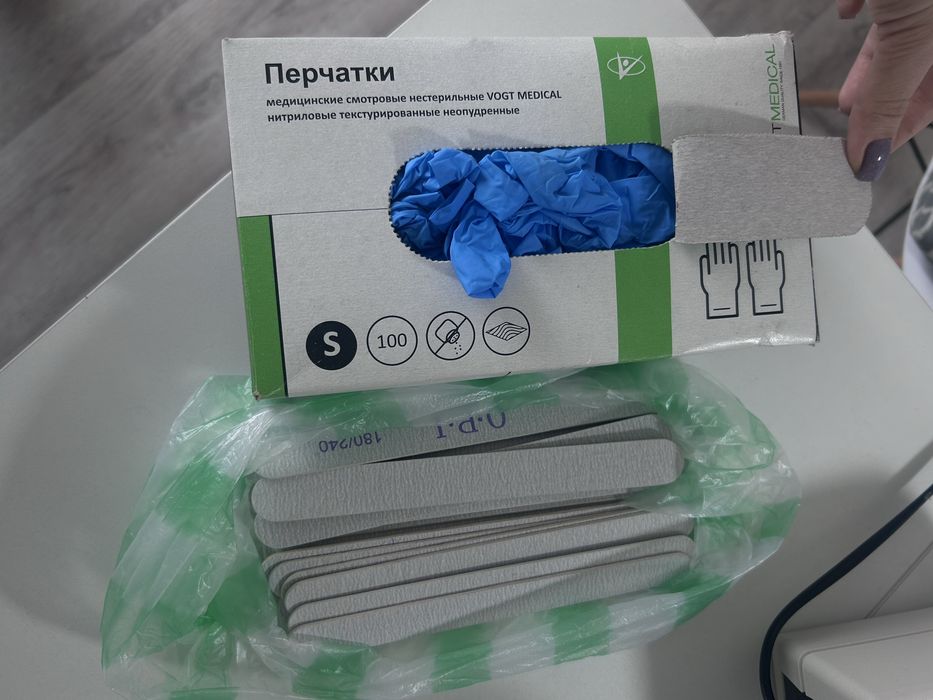 Продам материалы для маникюра