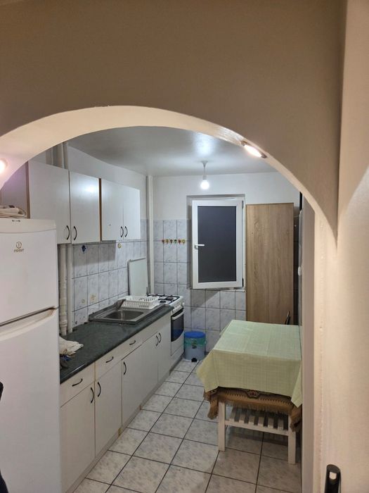 Spre inchiriere apartament 2 cam.