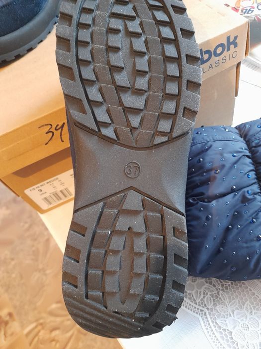 Продаю Обувь женская