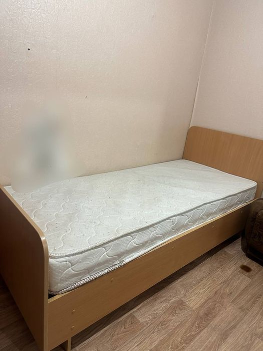 Продам 2 одинаковые кровати по 25 тысяч тг