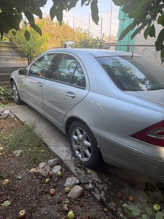 Mercedes c class 3.2 benzina