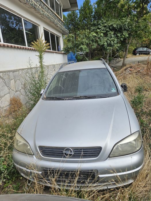 Opel Astra на части