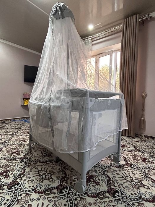 Детская кроватка + бонусом ходунки