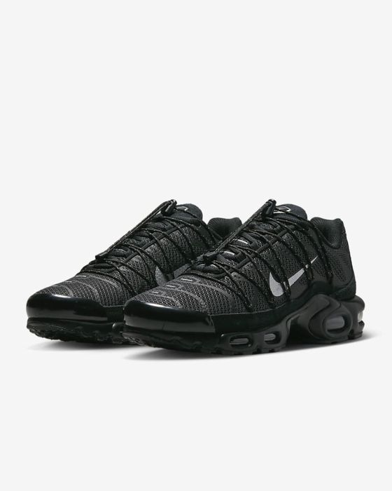 Nike Air Max Utility Plus •Triple Black• В разпродажба