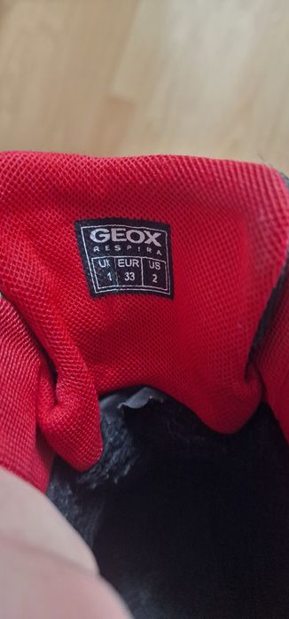 Детски обувки.Водоустойчиви.