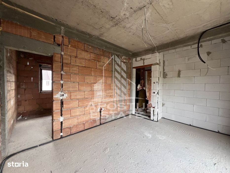 Casa modernă zona Mehala Timișoara pe strada cu acces privat