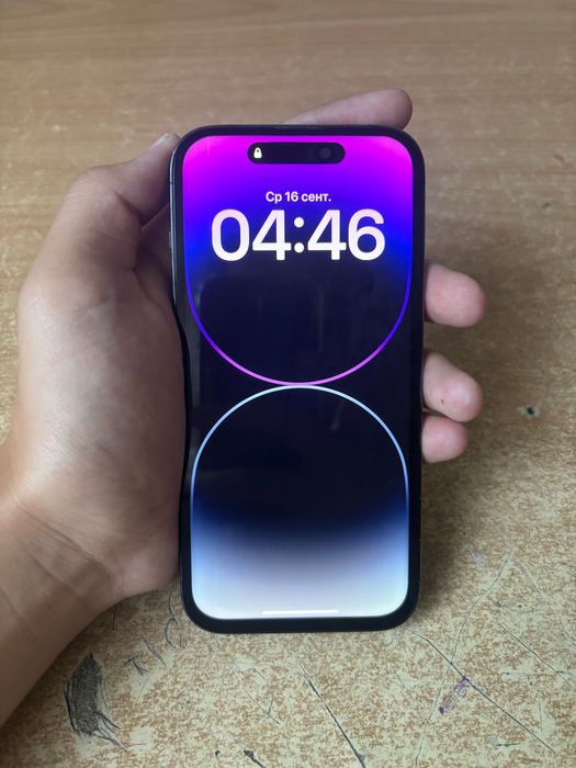 Продам айфон 14 про IPhone 14 pro