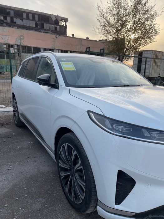 DongFeng008 ultra sotiladi