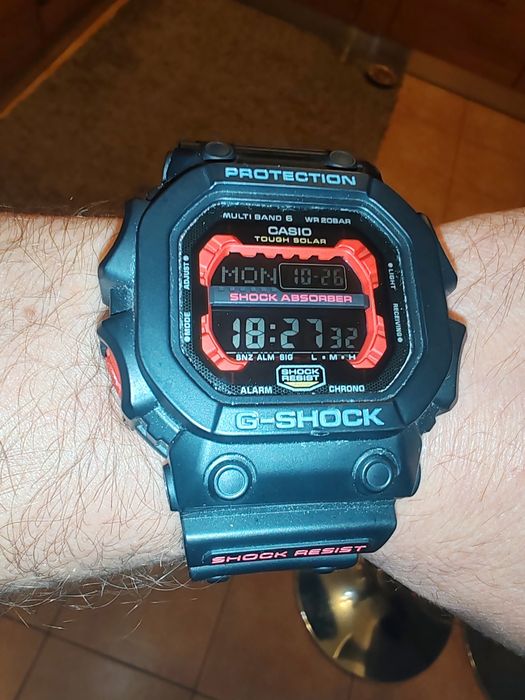 Casio G Shock GXW-56-1AER in garanție.