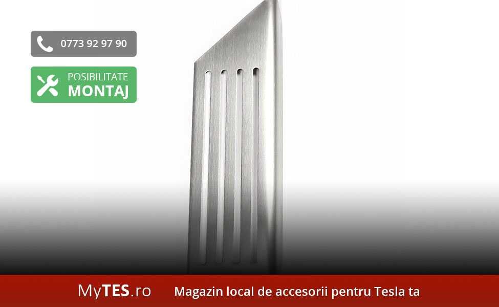 Ornament / protectie inox podea footrest (2 modele) - Tesla Model 3/Y
