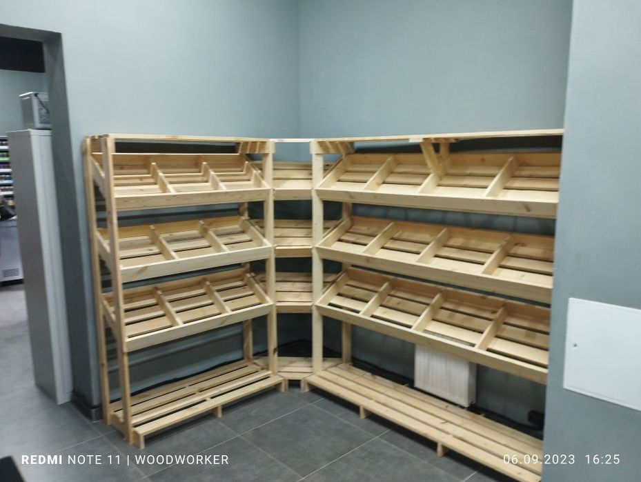 Овощная полка. Овощная витрина