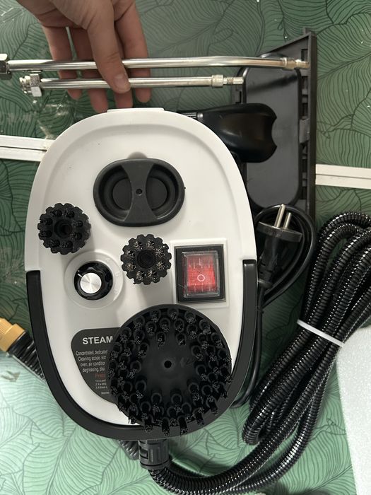 Пароочиститель Derx