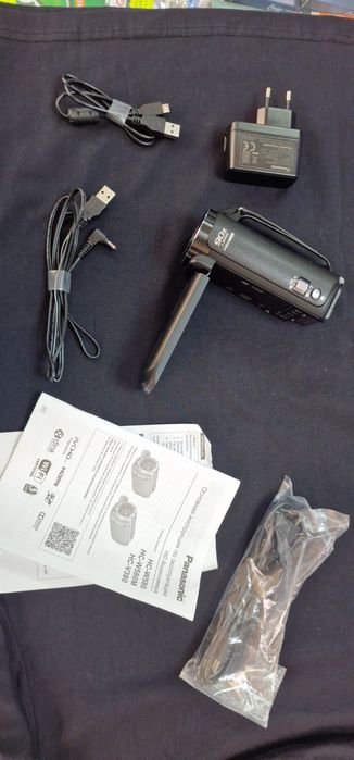 Видеокамера Panasonic HC-V380