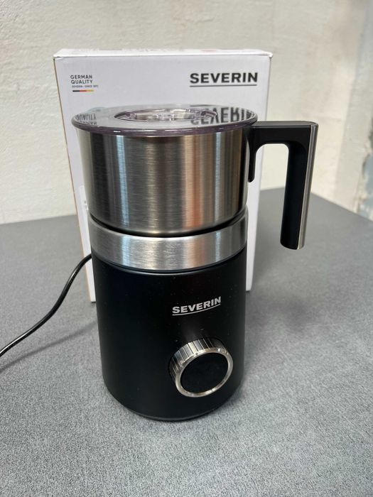 Автоматичен разпенвател за мляко Severin SM3587 ,700мл