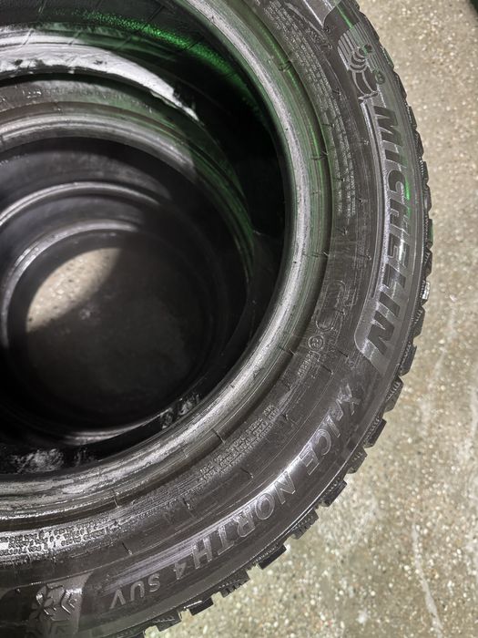 Продам комплект шин Мишлен