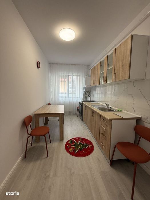 Apartament bloc nou, centrala pe gaz, balcon, terasa