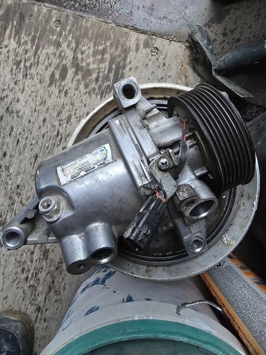 Продам радиатор и компрессор на рено дастер 2021г