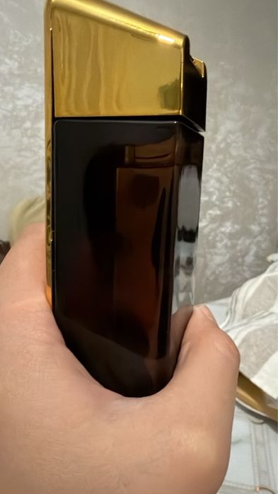 Продаю мужской парфюм